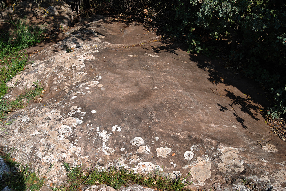 image from Petroglifo de la Senda de los Cantareros